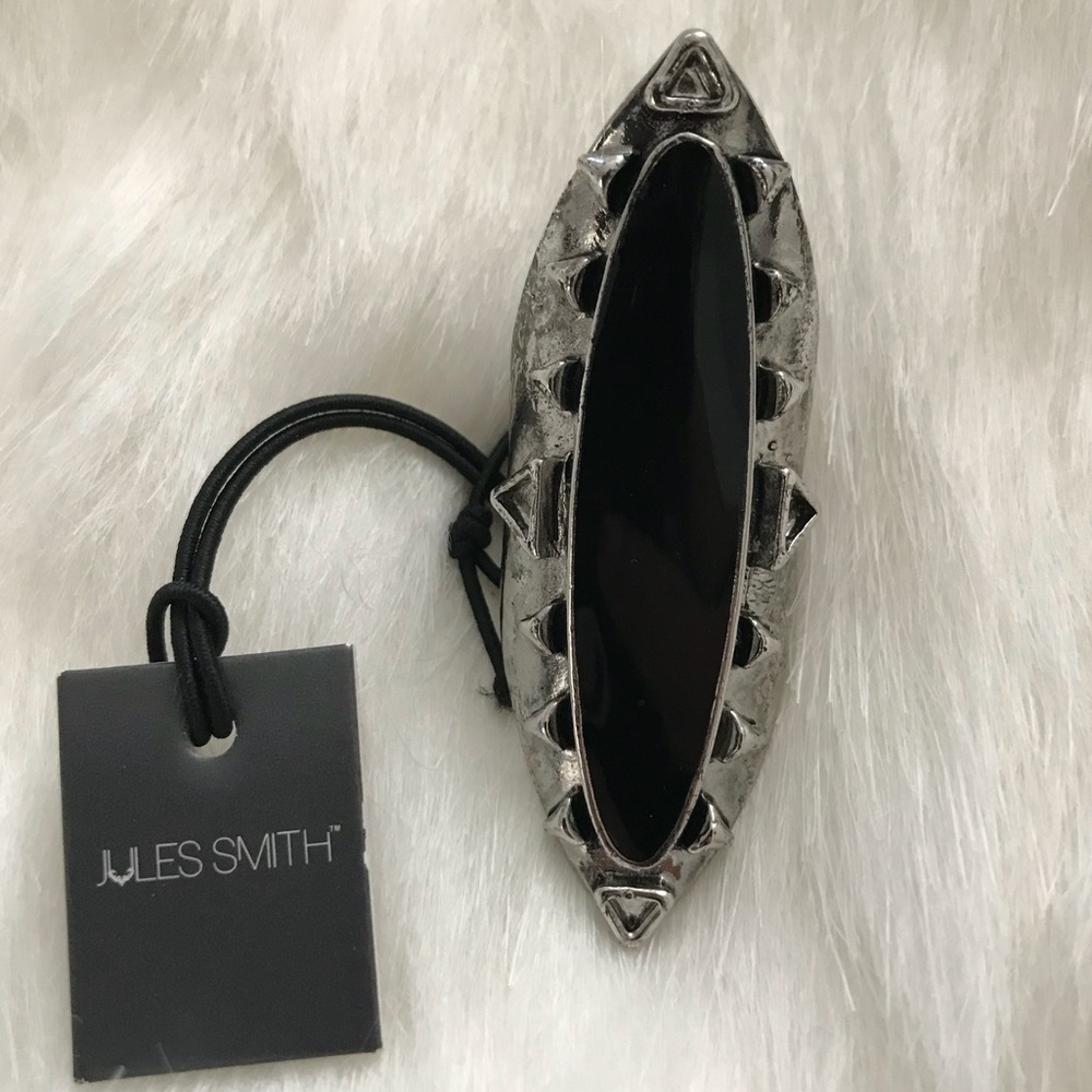 NWT JULES SMITH SILVER BLACK STONE RING
